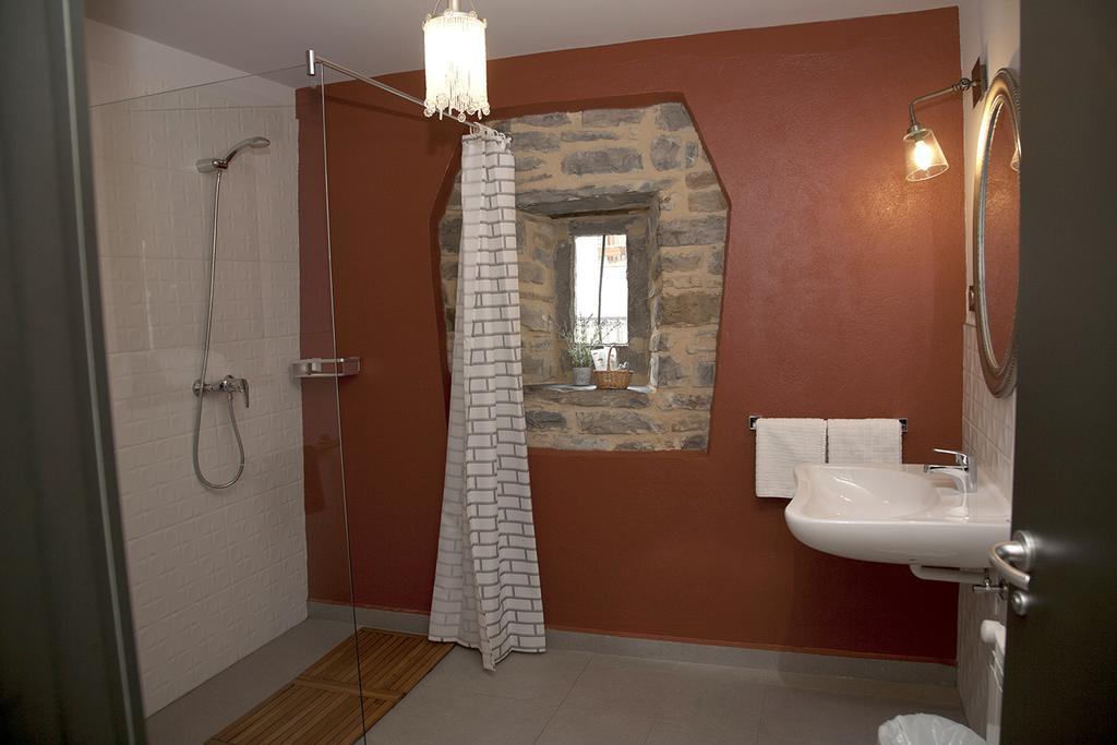 Hostel-Albergue Monte Perdido Torla Phòng bức ảnh